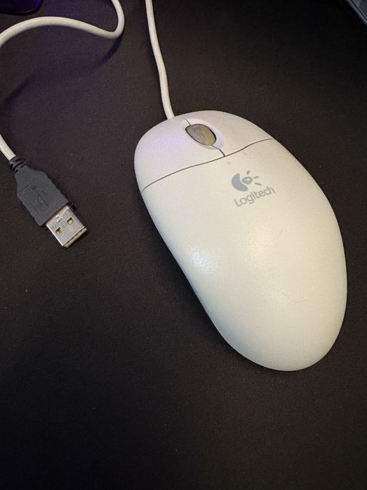 Mouse Optico Logitec USB-A
