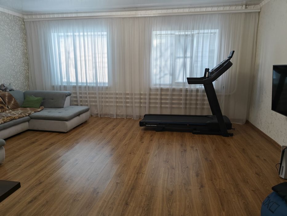 Продам будинок в м. Апостолове