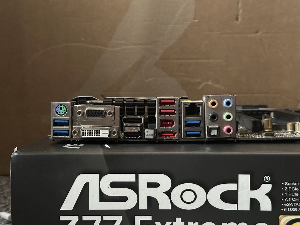 Płyta główna ASRock Z77 Extreme 6 LGA1155 + akcesoria