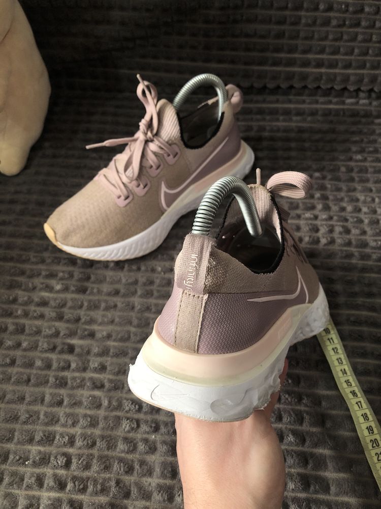 NIKE REACT (37-37.5) 23.5см Infinity Run женские кроссовки беговые ори
