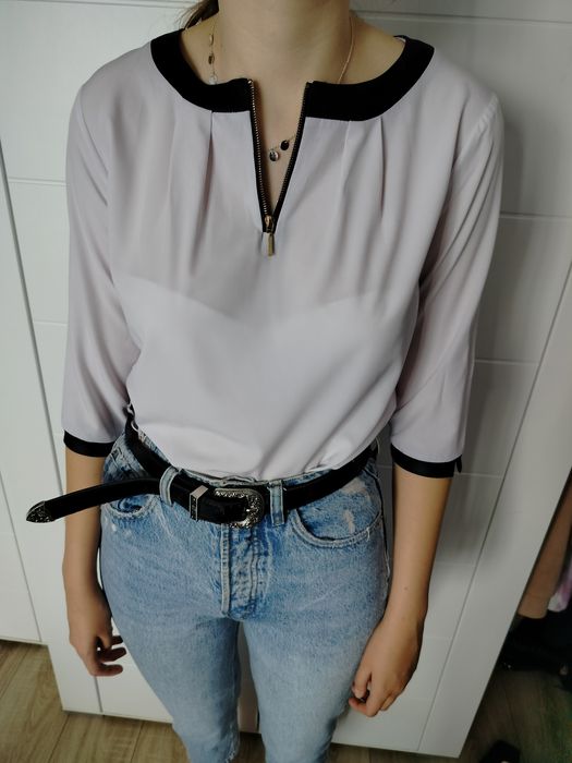 bluzka biała elegancka z suwakiem z dekoltem