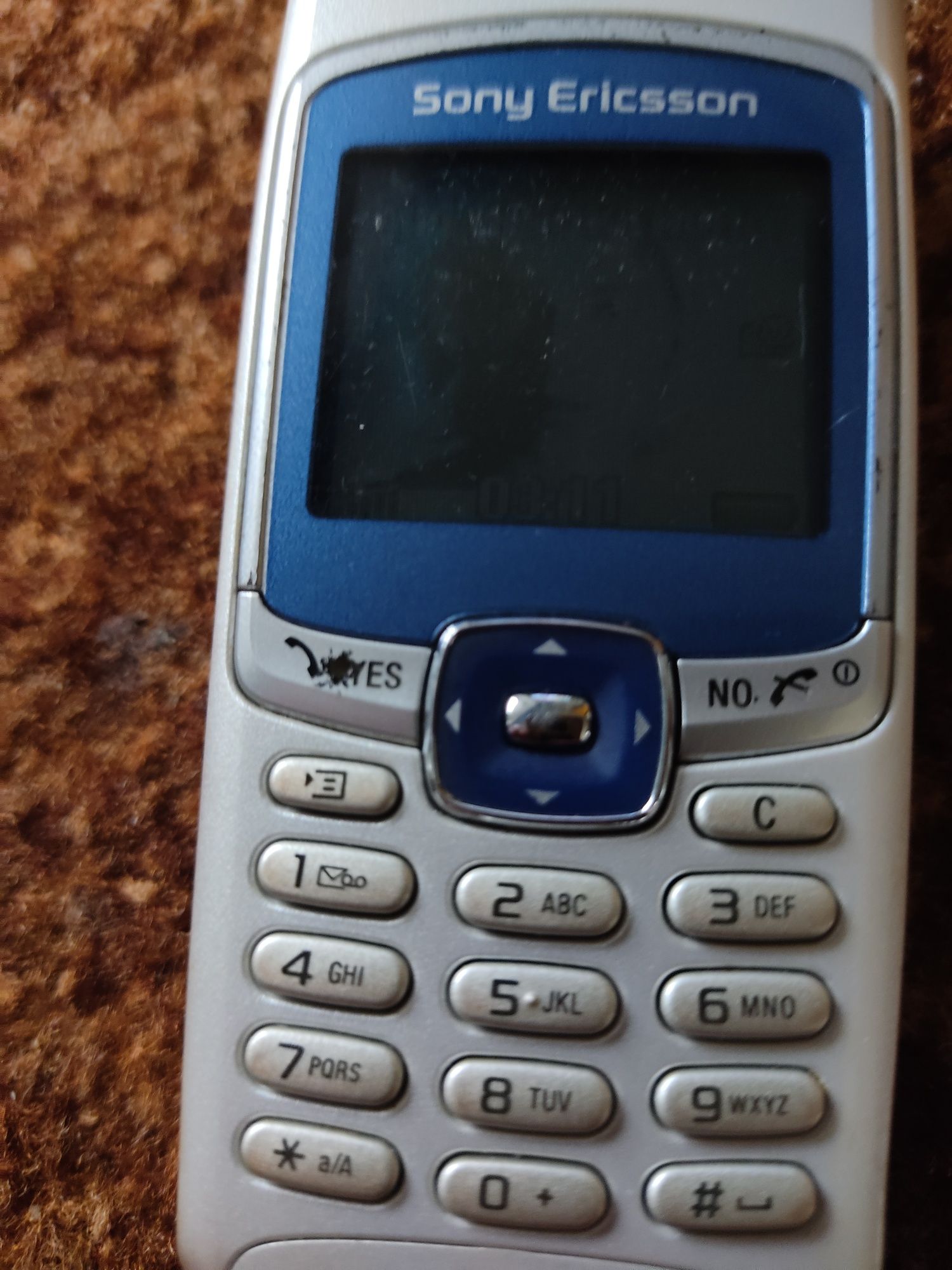 Телефон Sony Ericsson