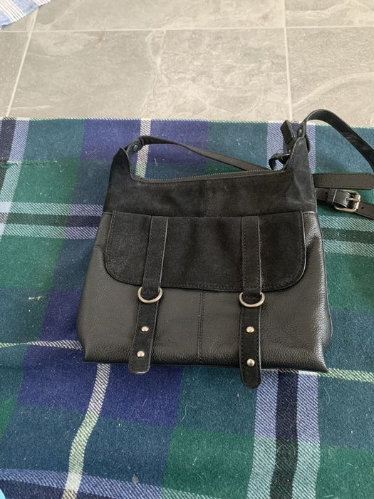 Шкіряна сумка. Нова. Чорного кольору.