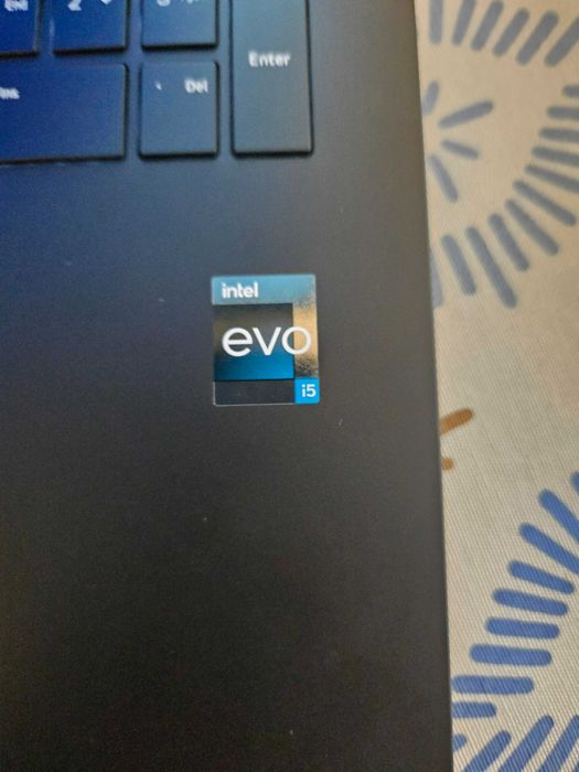 Laptop 17 cali  LG Gram Lekki i super szybki !! Gorąco polecam