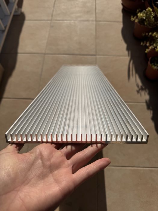 Dissipadores (Heatsinks) de Alumínio Anodizado