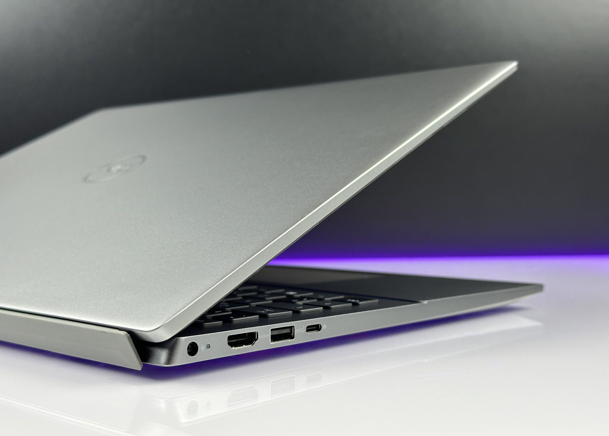 Laptop DELL Vostro 5620 | i7-1260P / FHD+ / 32GB RAM / 512GB SSD