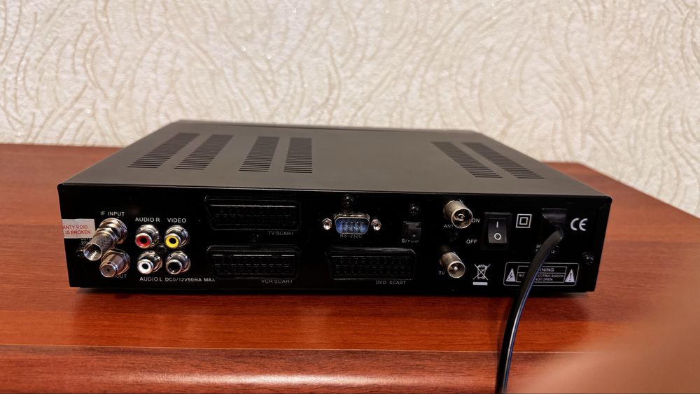 Супутниковий приймач Openbox X-540