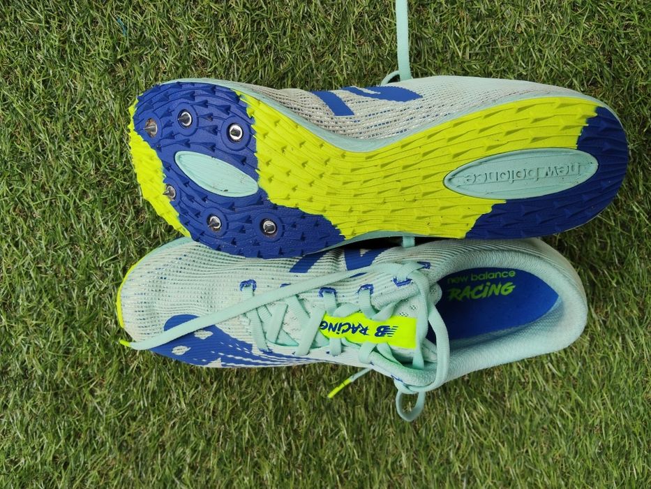 Kolce New Balance XC Seven v3