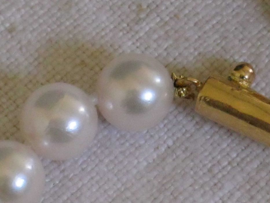 Colar de Perolas Cultura Mar 7mm c/Fecho em Ouro 19,2 kt