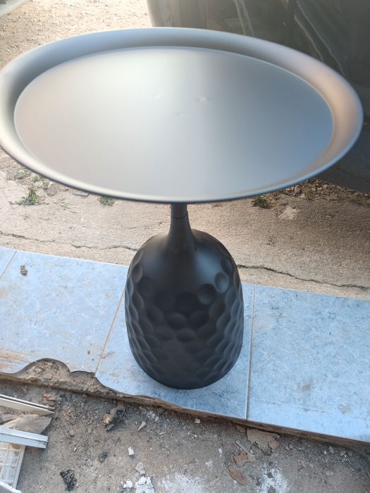 Mesa nova.         .