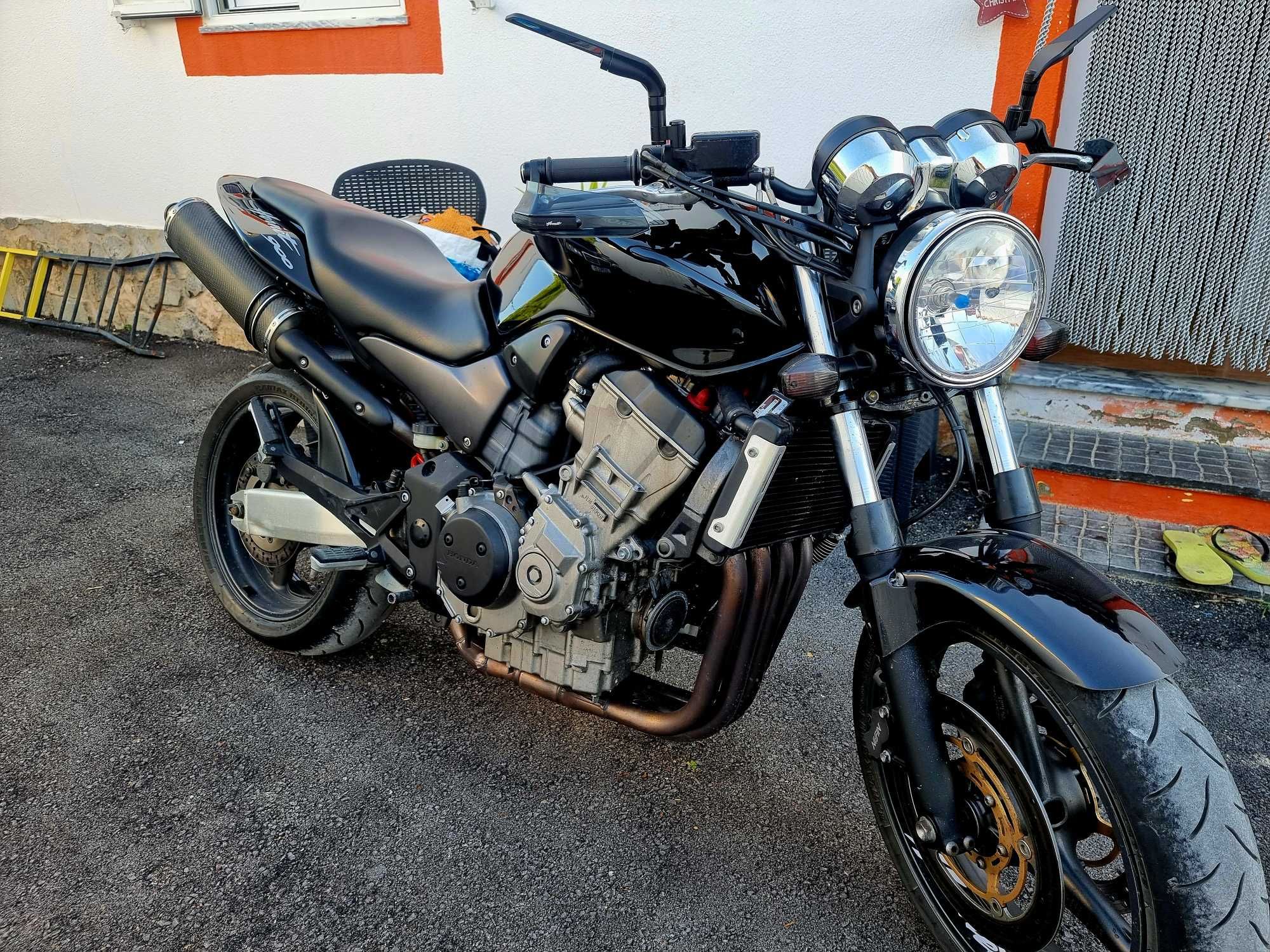 Hornet 900 (919cc)