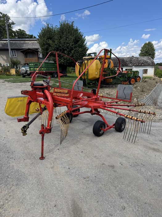 Zgrabiarka Karuzelowa NIEMEYER RD 425-DA
