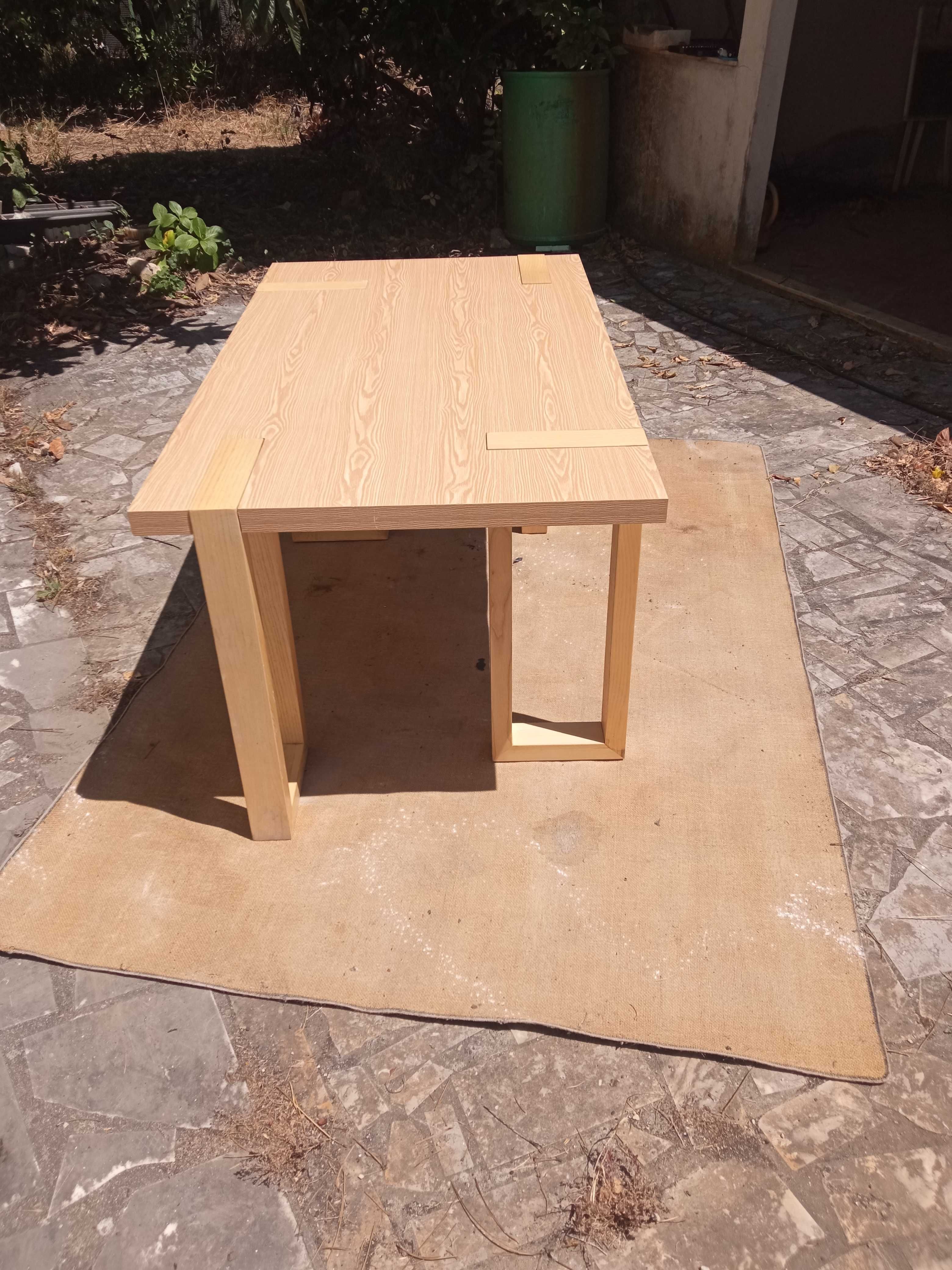 Mesa madeira maciça Conforama