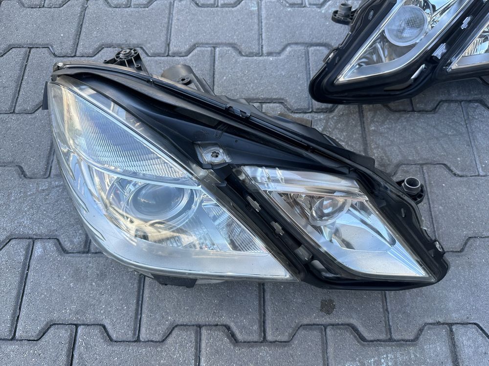 Lampa Reflektor Lewa Prawa Bi-Xenon Mercedes E-Klasa W212