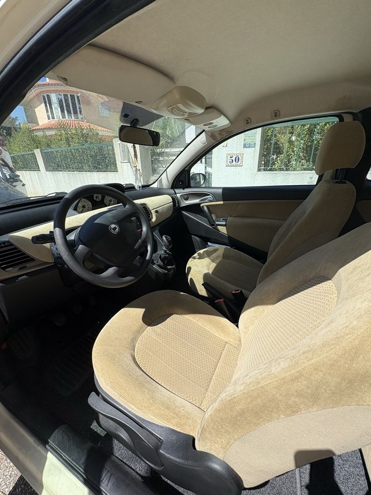Lancia Ypsilon 1.2 (2004) – 167.024 km – Para reparar
