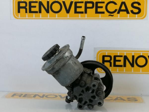Bomba de direção TOYOTA Yaris (_P1_)