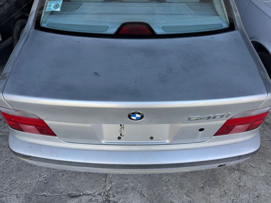 Klapa tył/pokrywa bagażnika BMW e39 540i USA