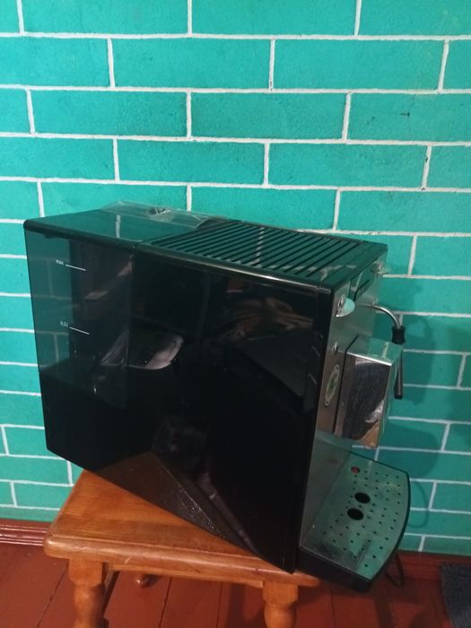 Кавоварка Bosch,Delongi,Melitta.