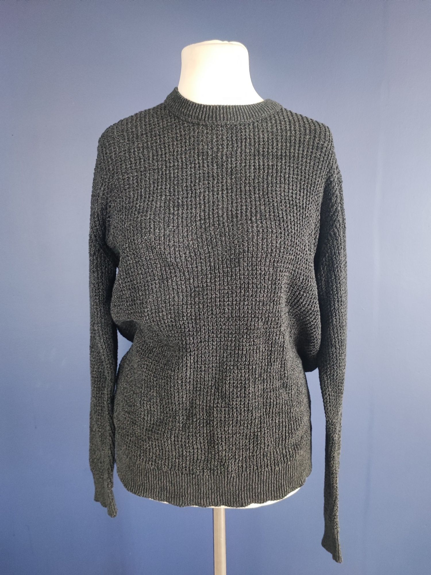 3404. Primark sweter pleciony 42 XL yessica
Rozmiar 34 XS
Długość cał
