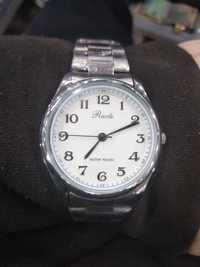 Новий наручний годинник Raxte