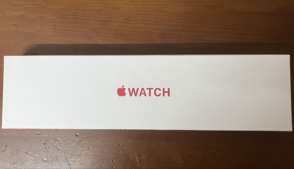 Apple Watch 7 red product