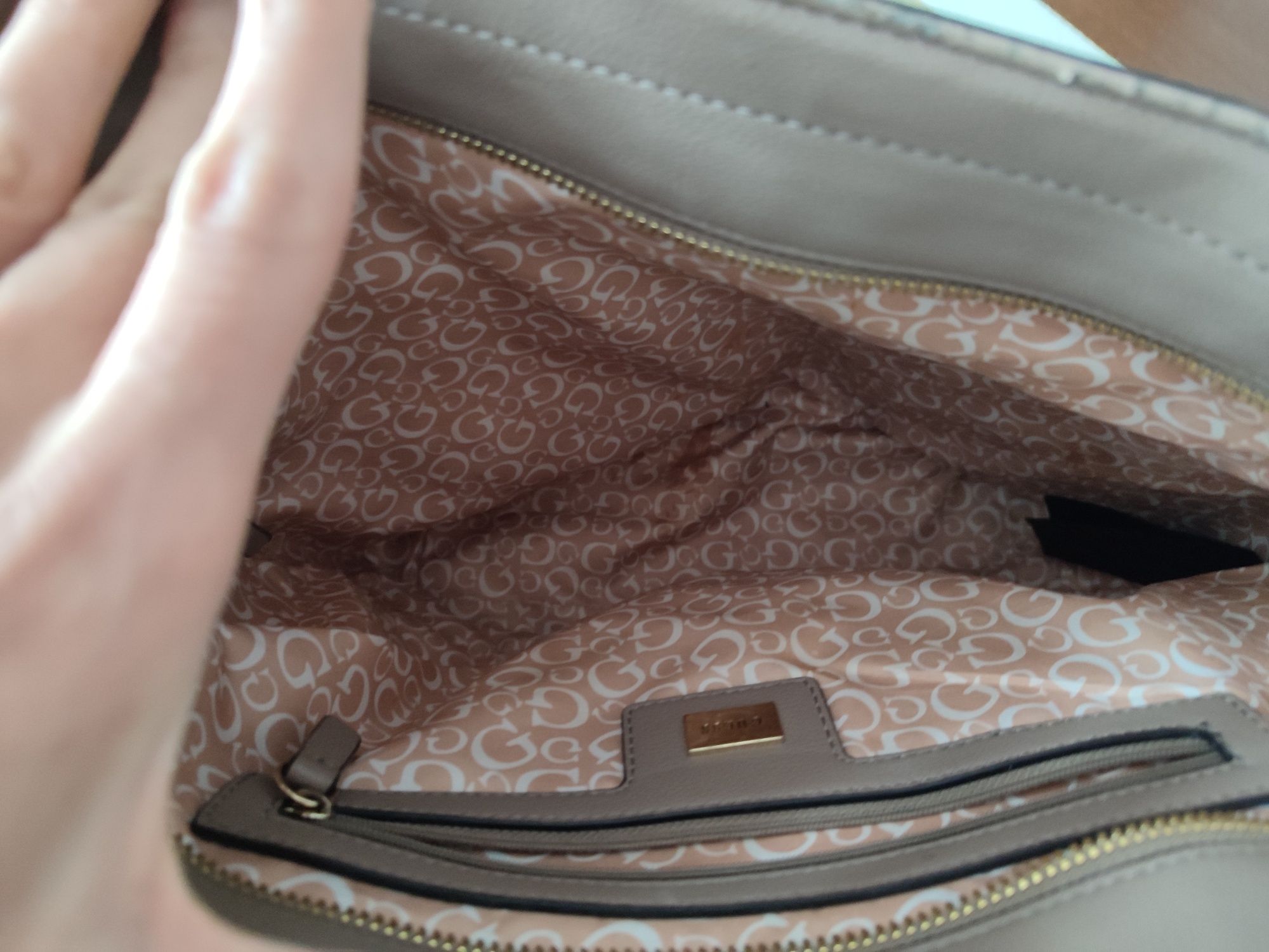 Torebka damska Guess
