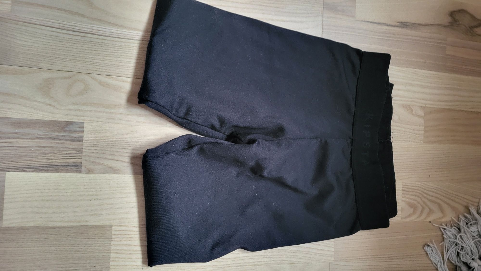Narciarski komplet - skarpetki 29-31 i legginsy termiczne