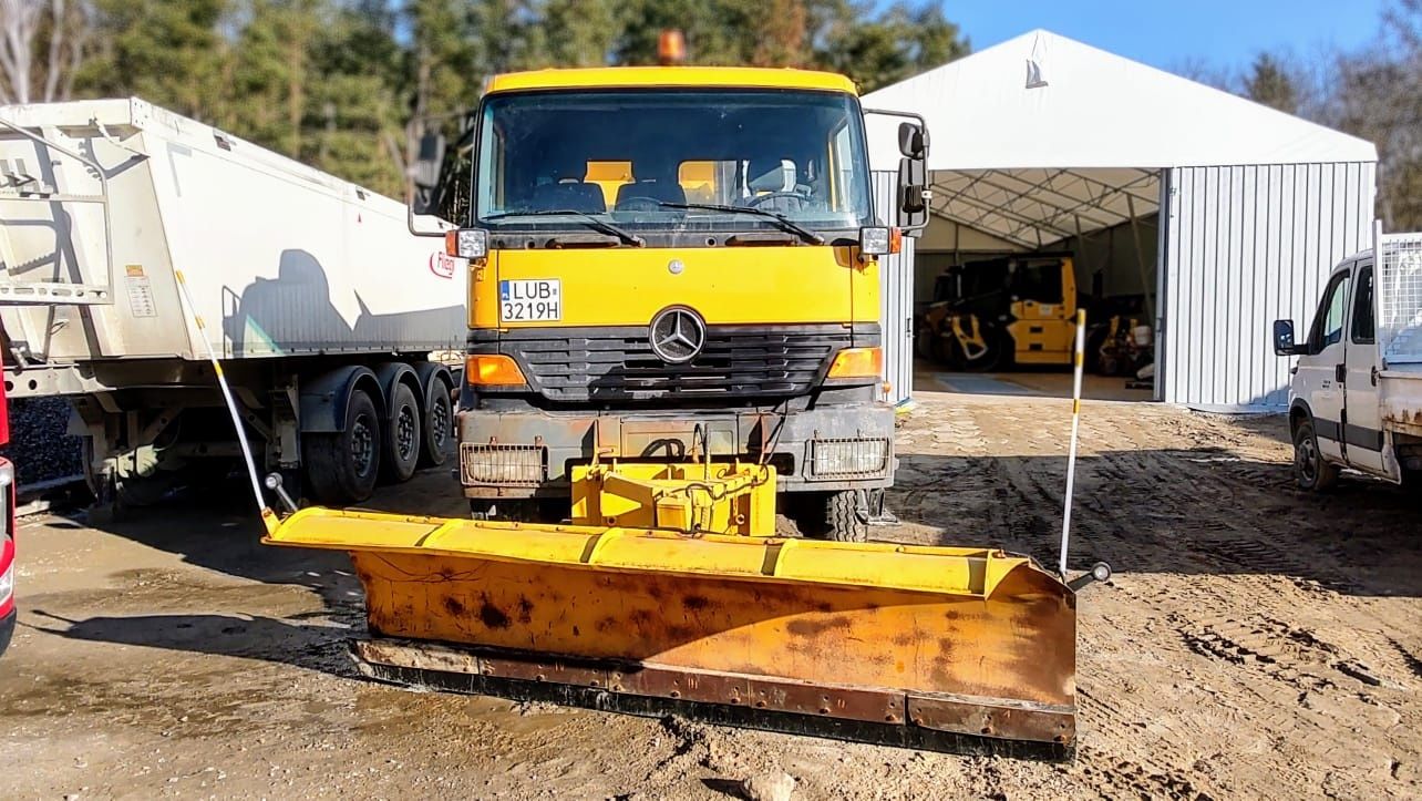 Mercedes Atego 1823  piaskarka 4x4