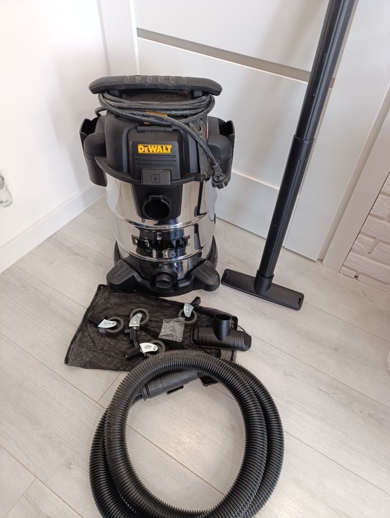 DeWalt ODKURZACZ Przemysłowy DXV30SAPTA 30L 1050W na Sucho /Mokro Inox