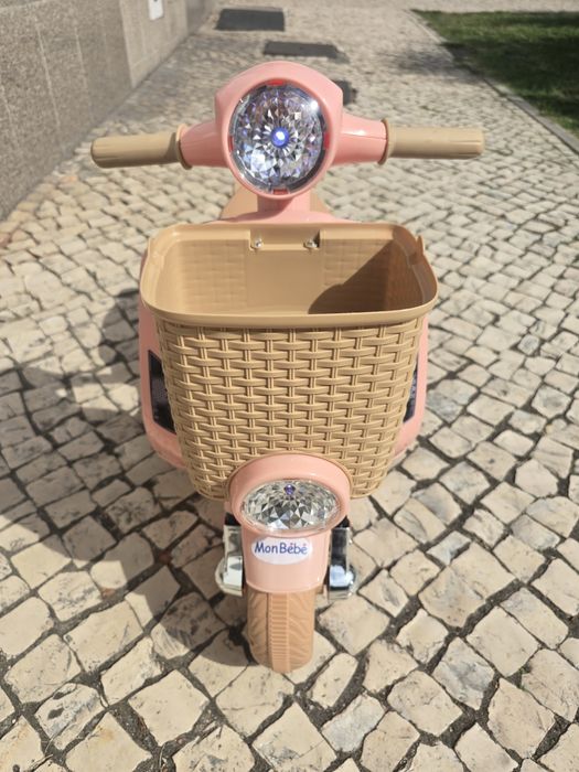 Mota elétrica para criança várias cores disponívei novoss