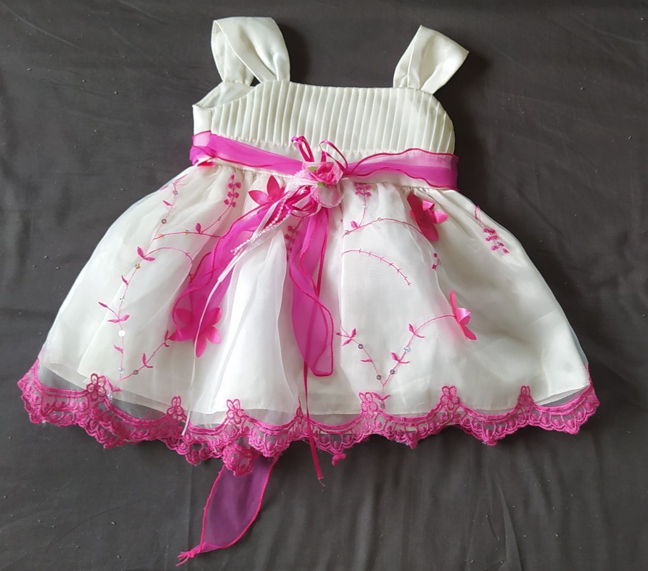 Biało-różowa wyjściowa sukienka niemowlęca R Framboise