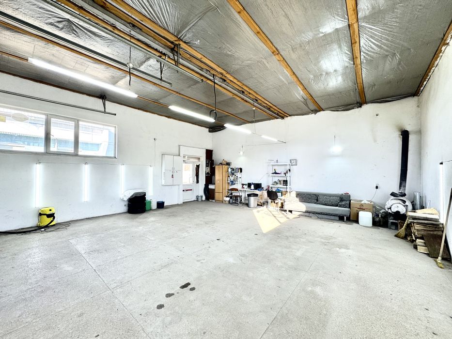 Гараж під комерцію, сто