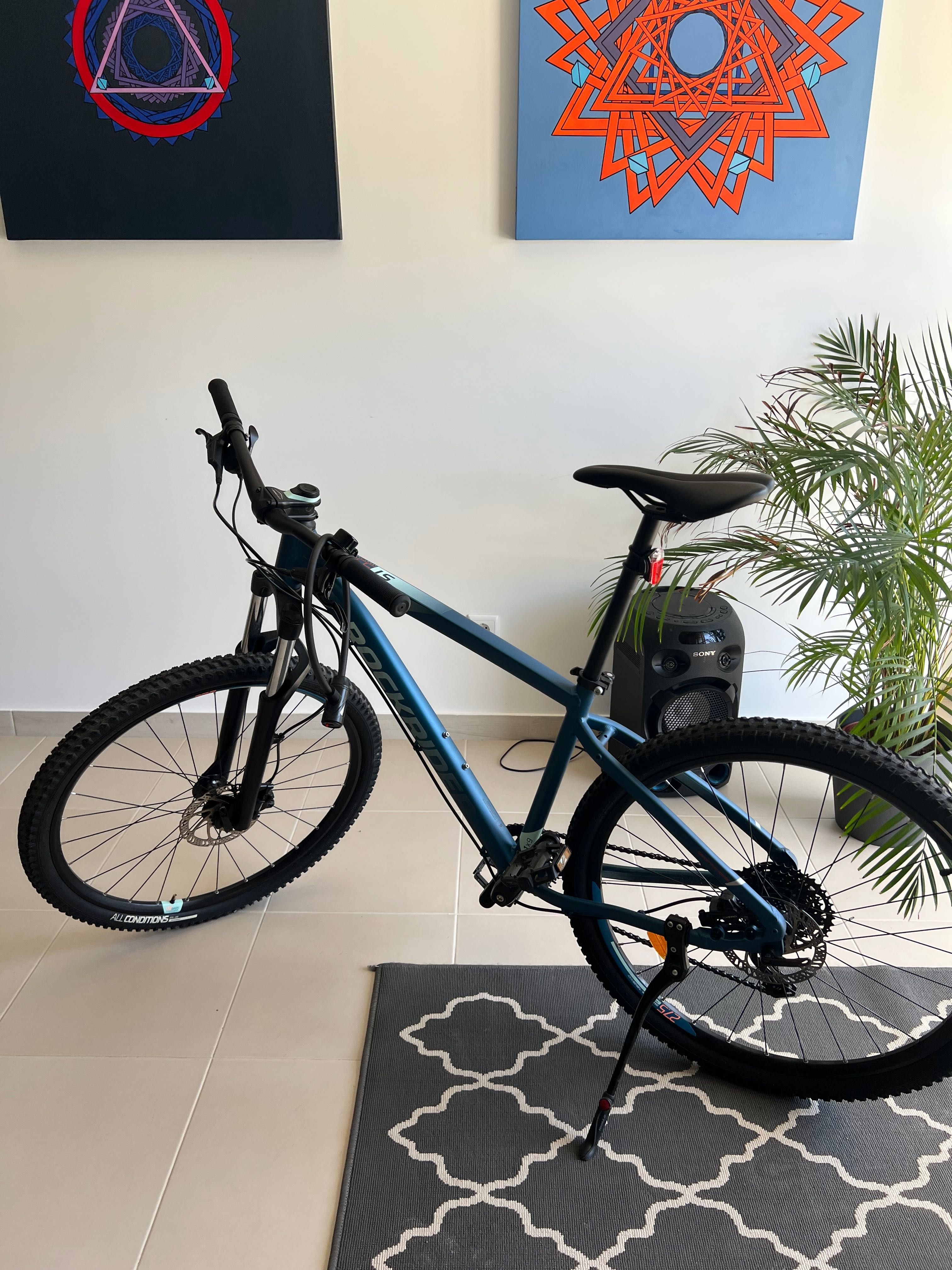 Bicicleta Rockrider ST530 Rosa 27,5