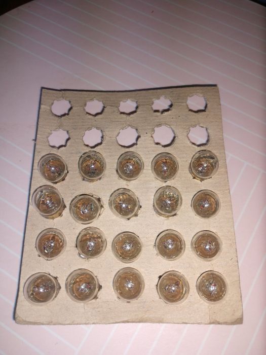 Лампа накаливания миниатюрная МН-13,5-0,16