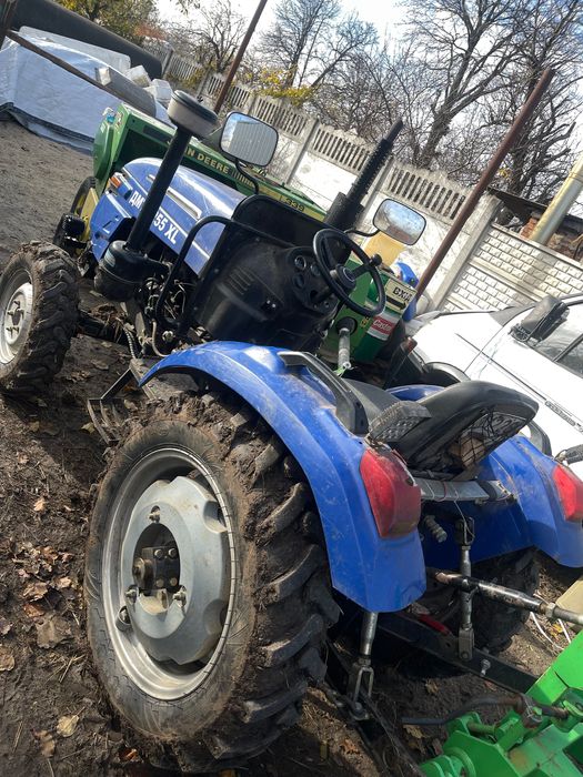 ДМТЗ 255XL Трактор колісний