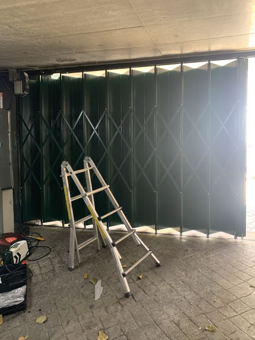 Portões de fole manual e automaticos