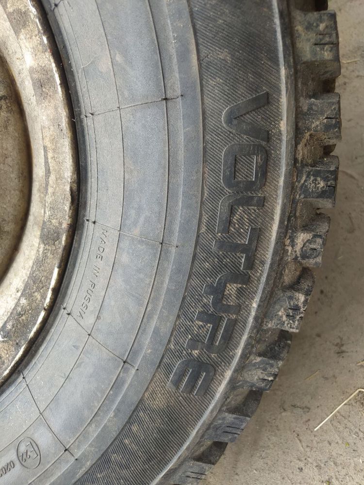 Резина з дисками 235/75 r15 voltyre