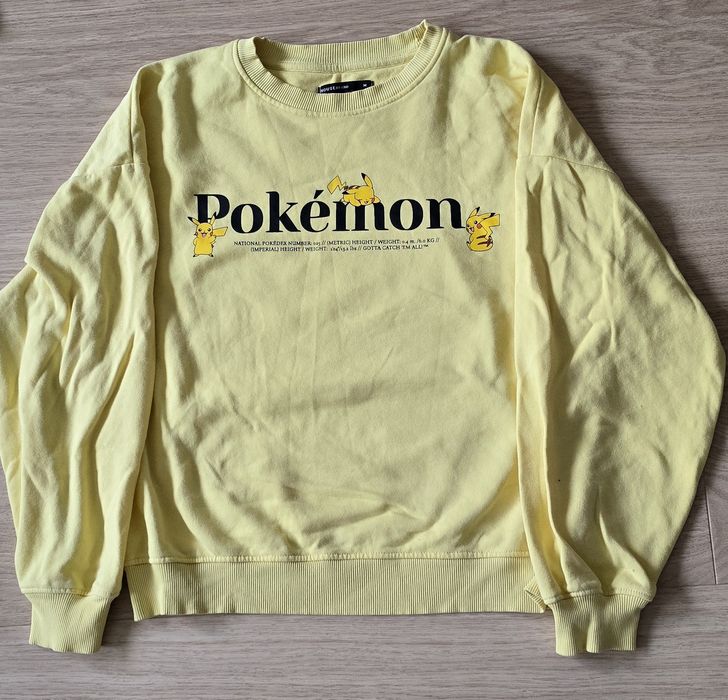 Bluzy  164 cm  czarna zółta białs pokemon anime