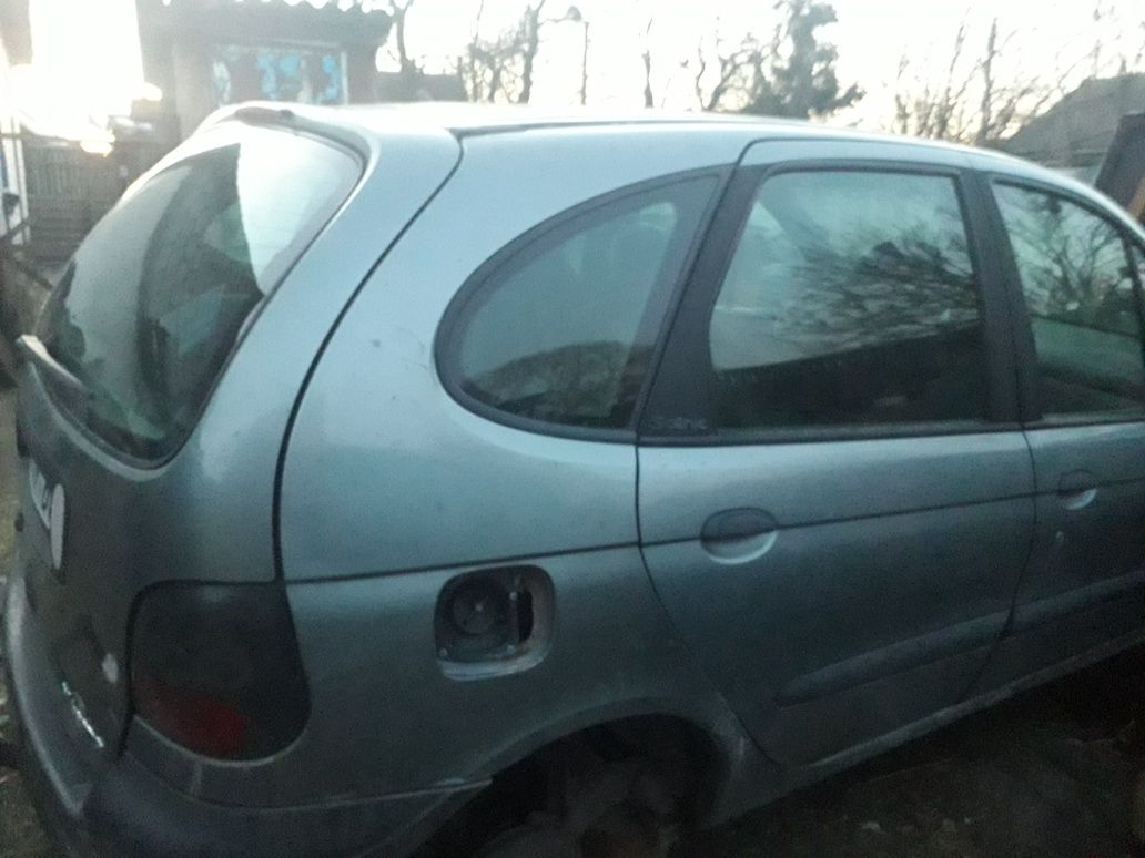 Стопы задние Renault Scenic Megane 1