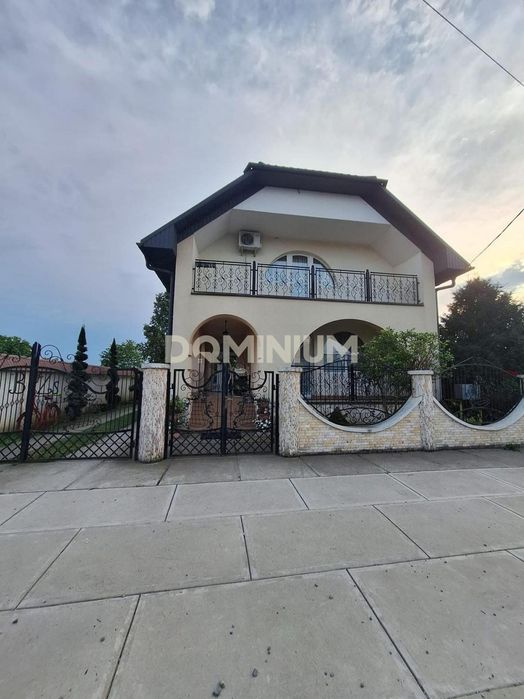 Продаж.Будинок.Виноградівський р-н. с.Карачин