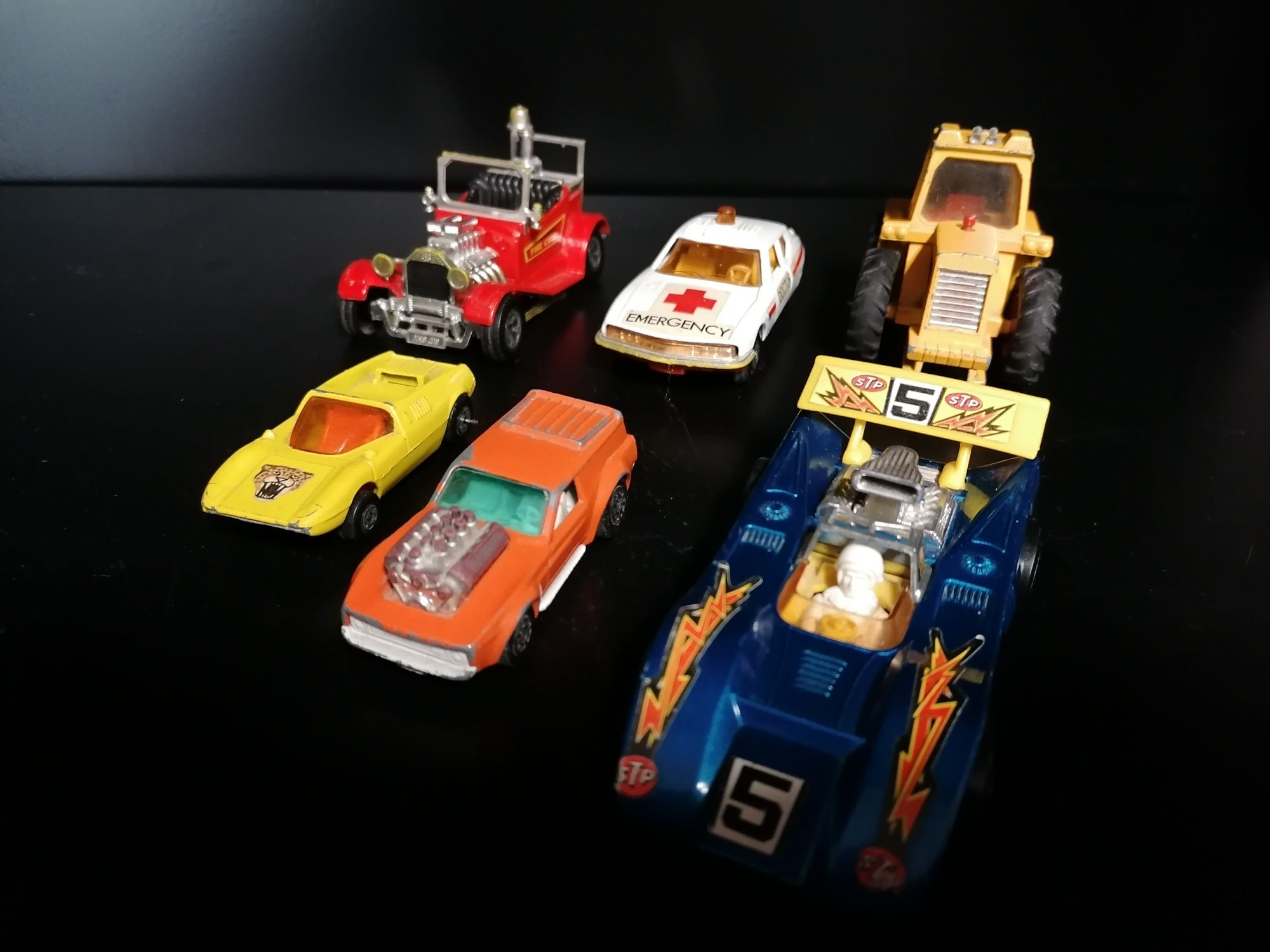 Carros miniatura Matchbox