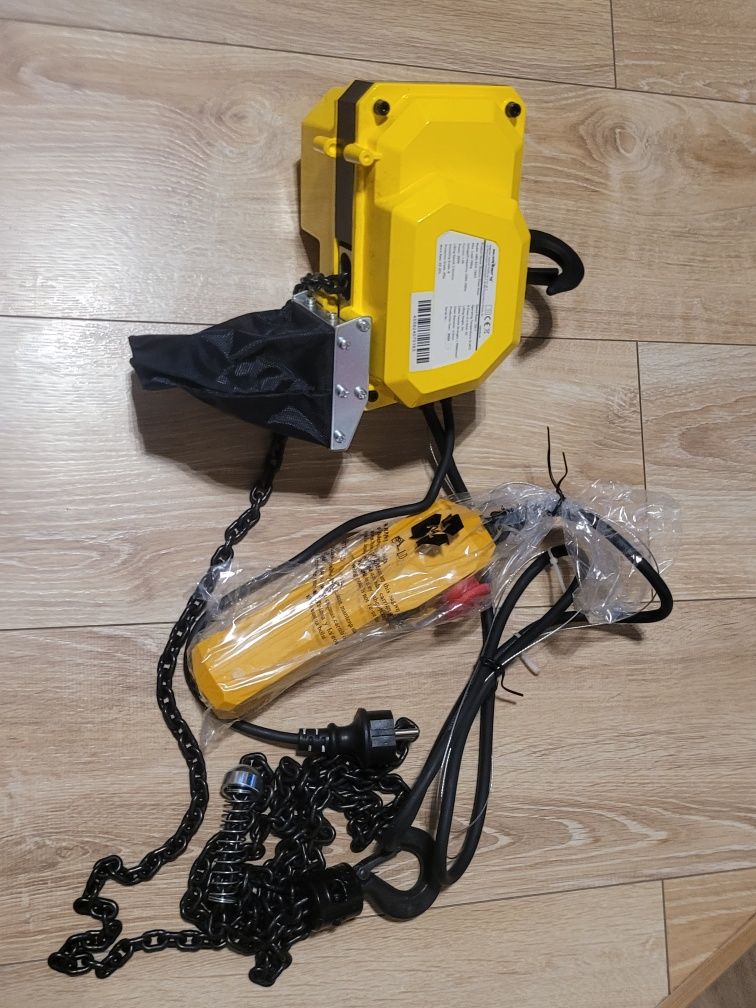 Wciągarka łańcuchowa elektryczna 150kg 3m STEINBERG SBS-ECH-150/3 1003