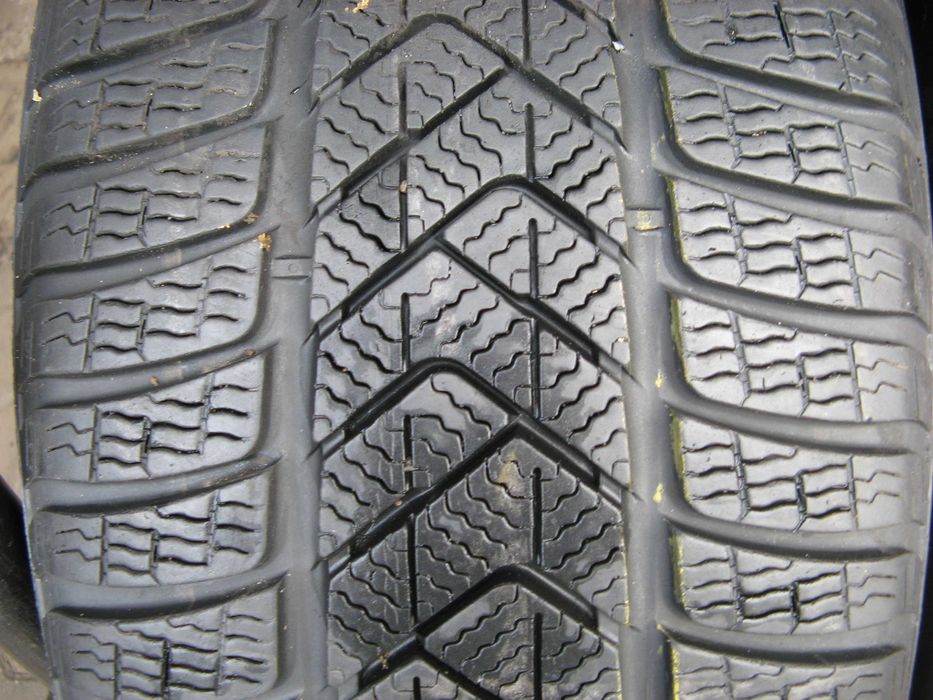 235/45R18 PIRELLI Winter SottoZero 3 - nr.0357