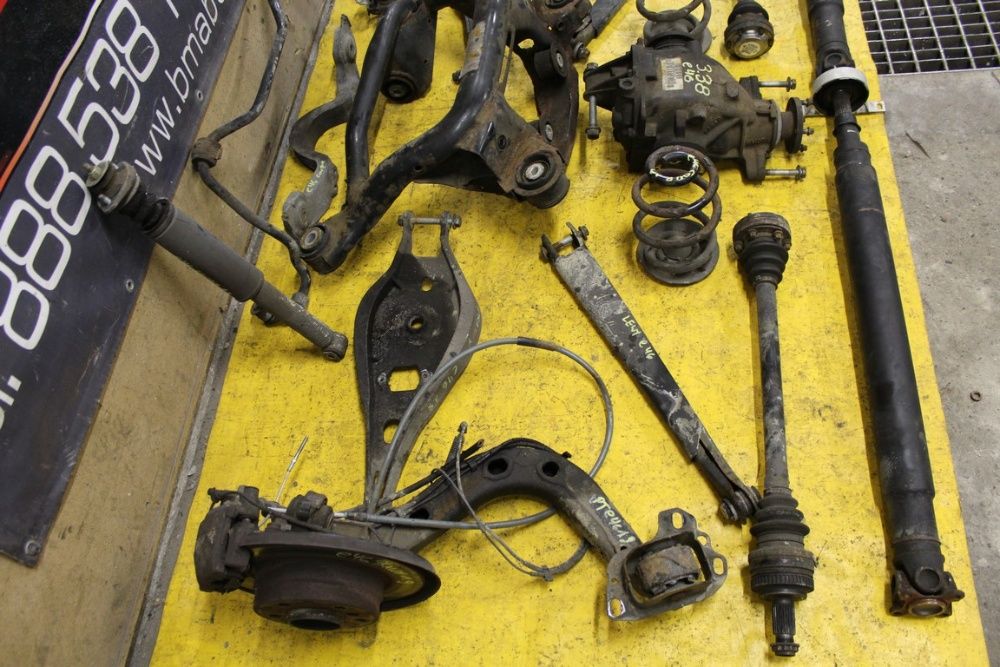 BMW E46 Zawieszenie Tylne Wahacze Tarcze Belka Drążek Sprężyny BMA