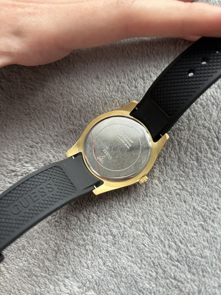 Zegarek damski GUESS