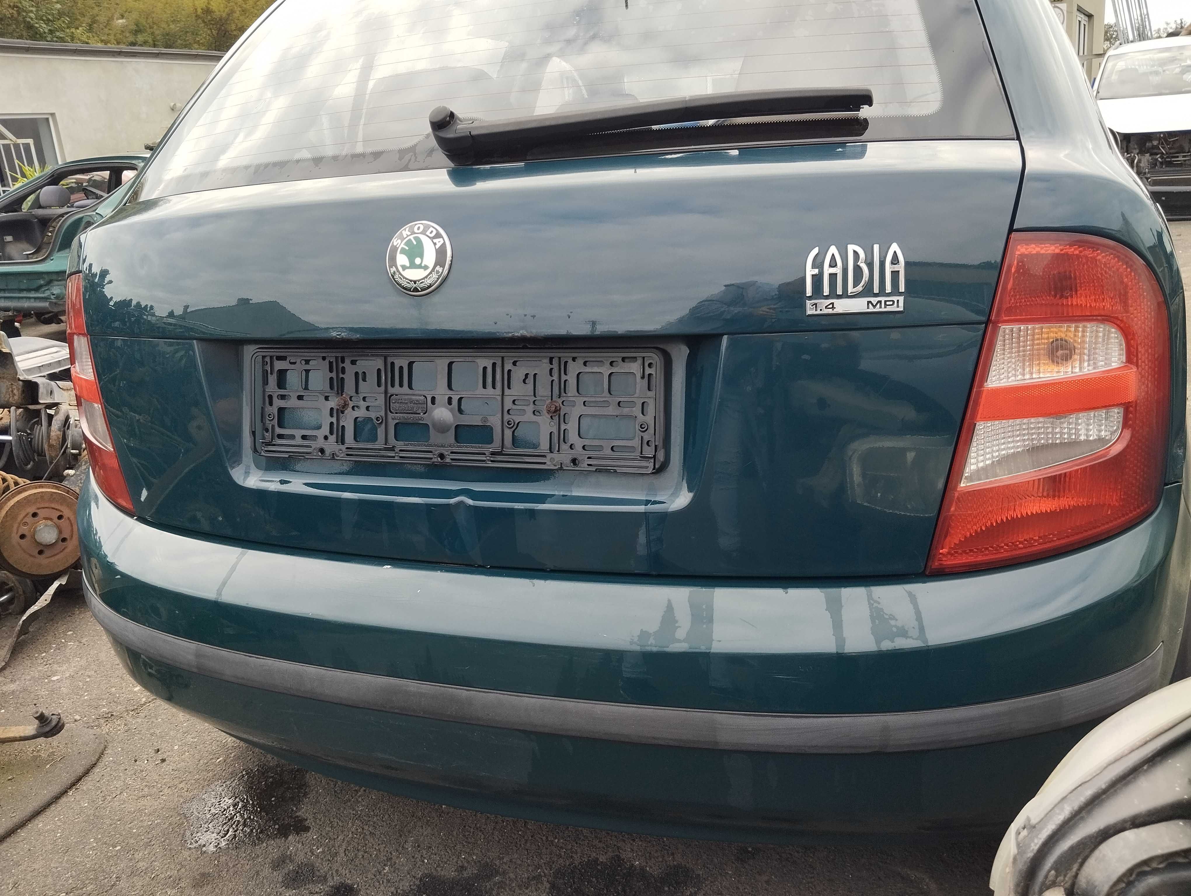 Skoda Fabia 5D 1.4MPi 2000 r.Zderzak tylny.