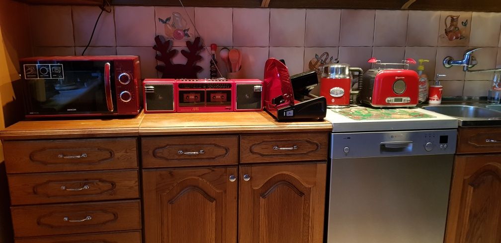 Duży Radiomagnetofon Klasyk Czerwony Grundig Stan Kolekcjonerski !!!