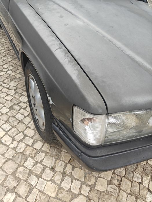 Mercedes B. 190D