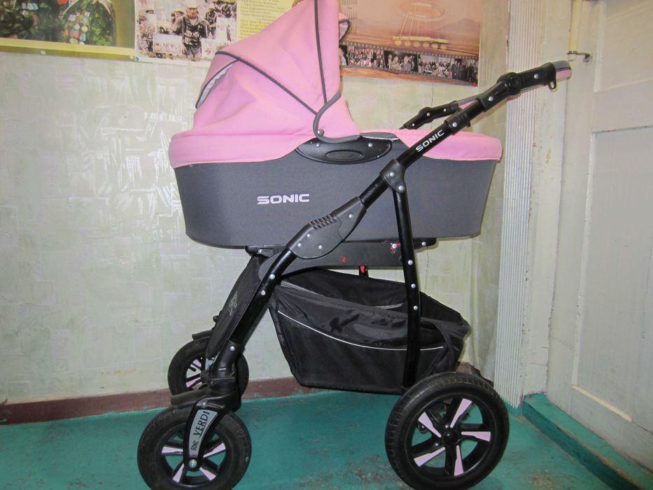 дитяча коляска гарна