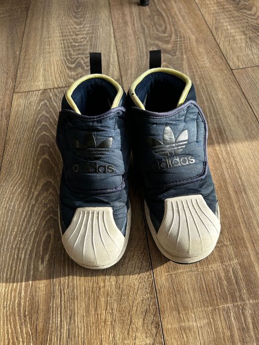 Buty dziecięce ocieplane Adidas Superstar r.34
